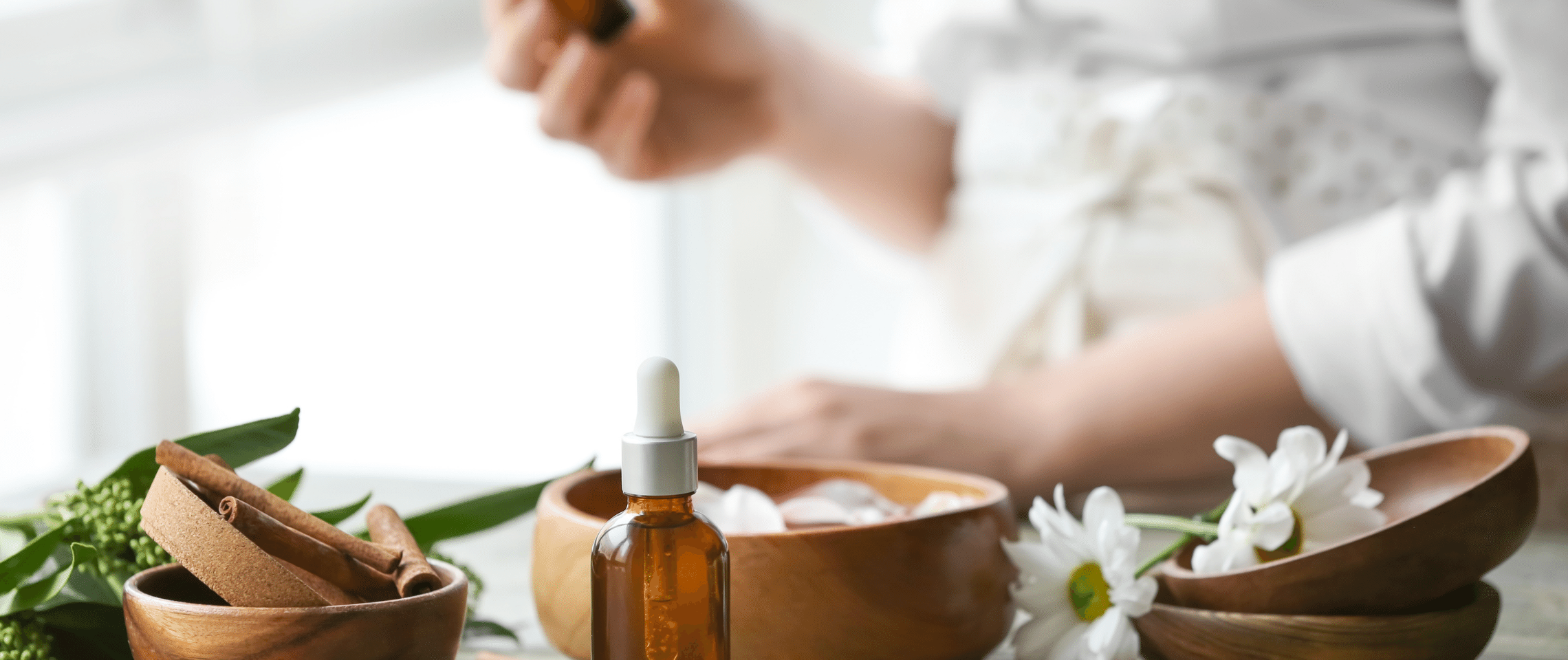 Fragrance Oils vs Essential Oils: Decoding Product Labels for Your Health