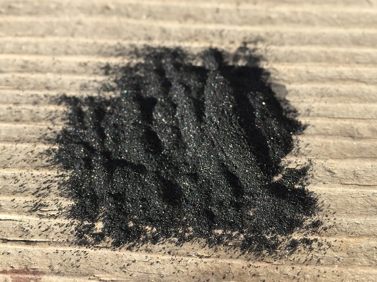 Charcoal powder 